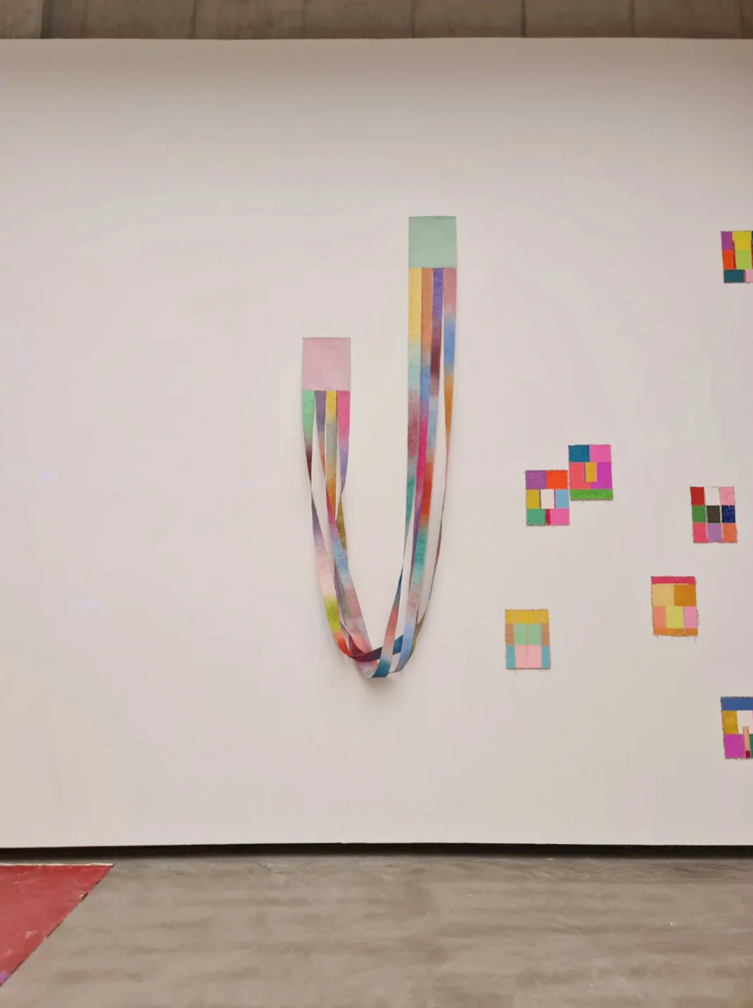 **Loops (2019)**
Oil on canvas
Each 330 × 35 cm