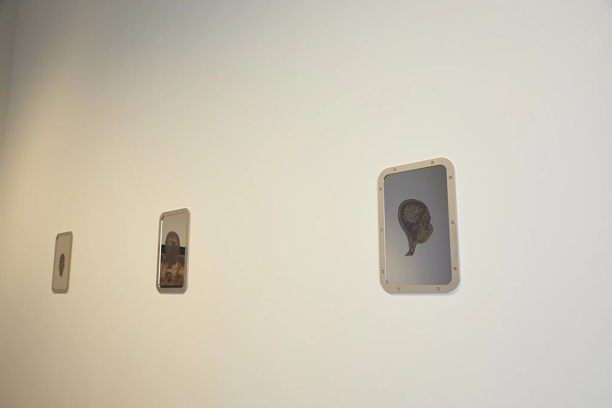 Sung Tieu, Sonic weapon disrupts diplomatic relations, 2020. 2 image looped digital file, 2 image looped digital file,  01’30” (each). Photo: Thakueng Withusuwan. Courtesy of the Jim Thompson Art Center and the James H.W. Thompson Foundation © Jim Thompson Art Center