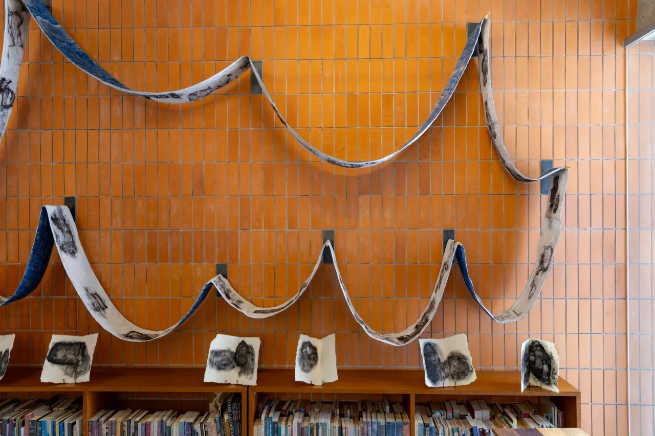 Keeta Isran (Thailand), Ban Krua Ban Khaek, 2025. Installation view at William Warren Library. Photo by BACC